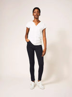 Load image into Gallery viewer, WHITE STUFF - Amelia skinny leg jeans
